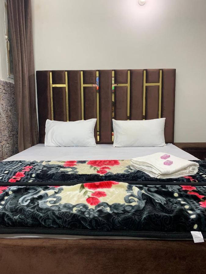 Eden Plus Executive Hotel Lahor Dış mekan fotoğraf